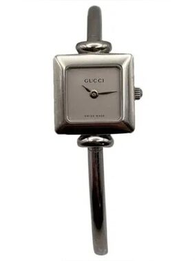 GUCCI Vintage Silver Square Dial Bangle Watch
